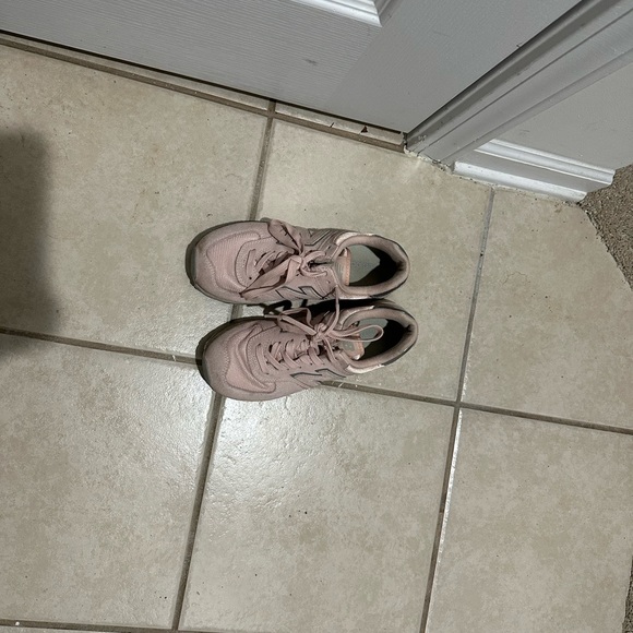 New Balance 574 - Picture 3 of 6